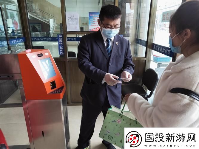 下面奇招：公交售票員的獨(dú)門(mén)絕技